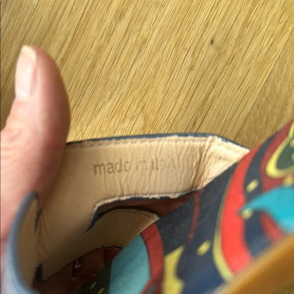 Colorful H Cut Paisley Slip-On Sandals Women’s size 37/6.5 - Picture 6 of 11